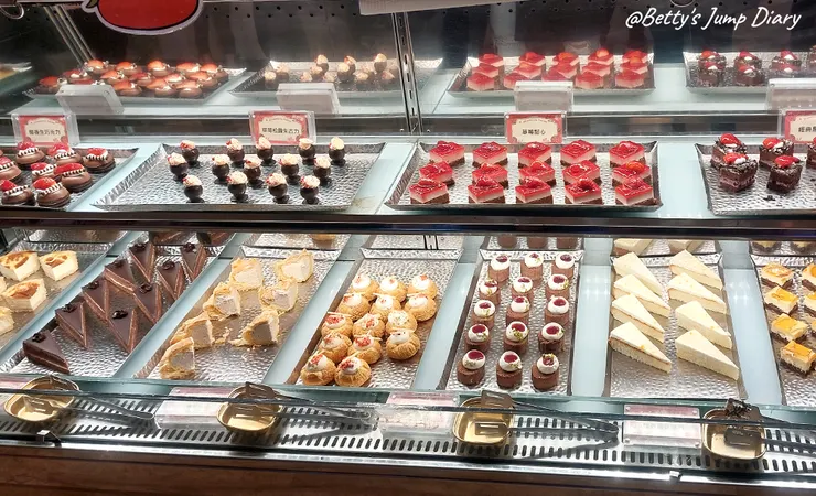 ▲芙洛麗大飯店-「食譜自助百匯餐廳」RECIPE HOUSE /圖片來源：Betty's Jump Diary