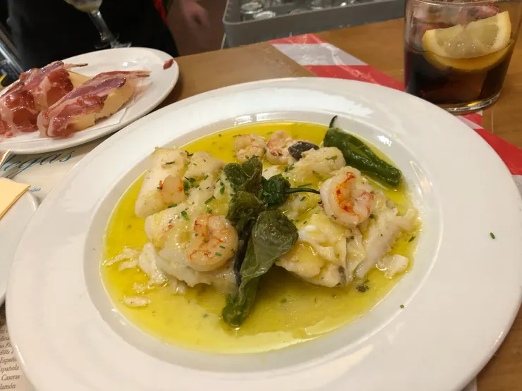 好吃，但橄欖油好像不用錢一樣哈哈