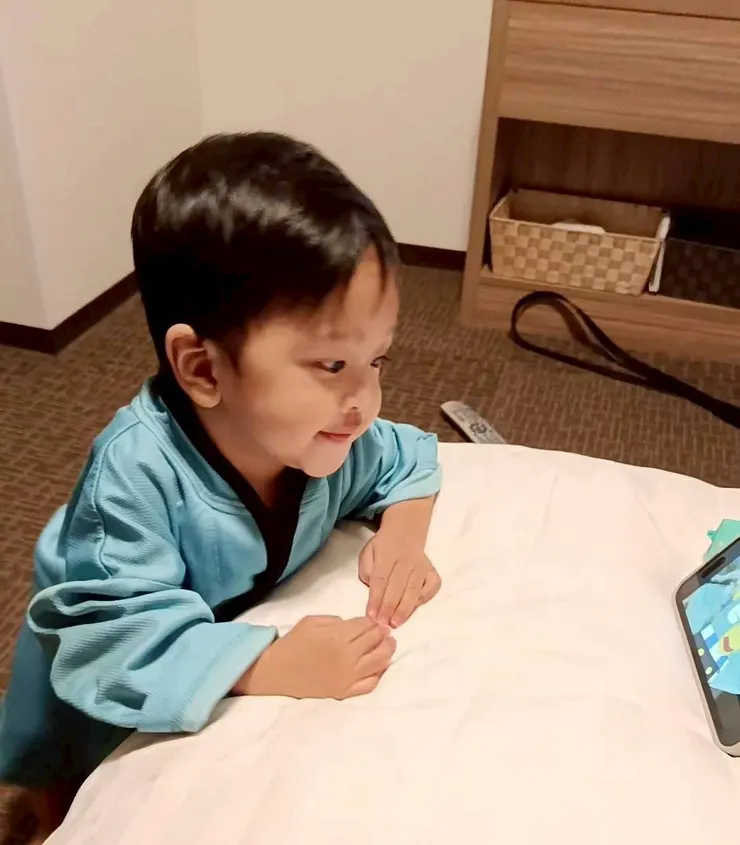 穿浴袍的珍豬😍