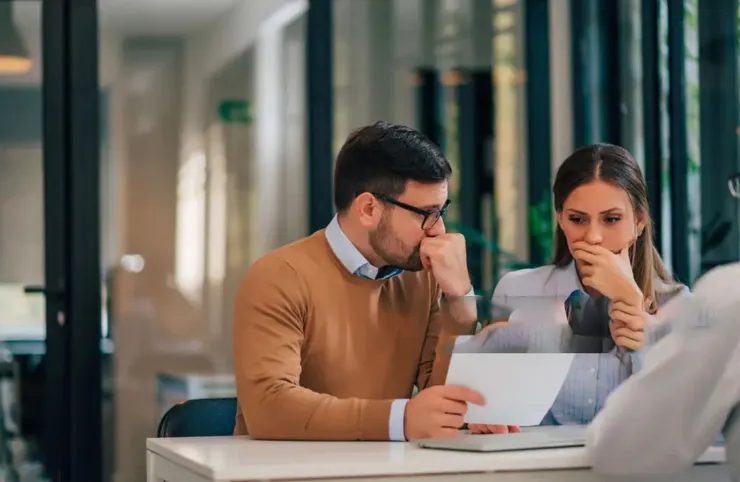 在進行任何房地產交易時務必提高警覺