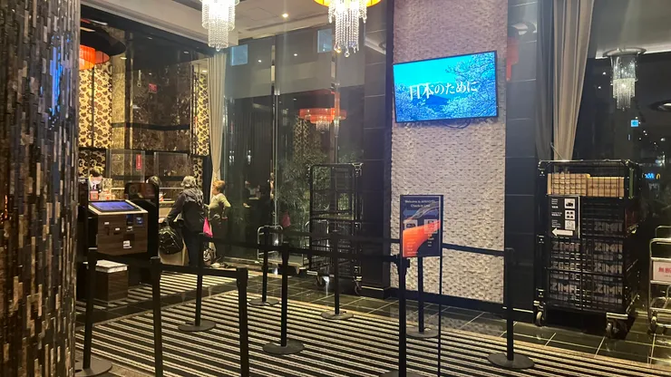 如果是下午3、4點，看這個紅龍勢必要稍等。