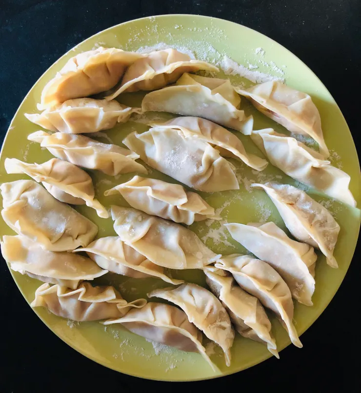 自己包的丑饺子