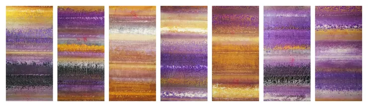  積吶虹光〈東方佛國-阿彌陀經(平等)〉，2019年，壓克力顏料、紙，900 X 244 cm。 畫面中層疊的色彩如同經卷般一層一層地展開，帶有一種引導冥想的力量，讓人不自覺地沉浸在這片寧靜中。這裡沒有高低貴賤之分，只有祥和與平等的共存，這種平等的精神在畫面中得以彰顯，彷彿每一道色彩，每一筆觸都在述說著一個沒有分別的理想世界。