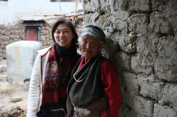 藏族老奶奶