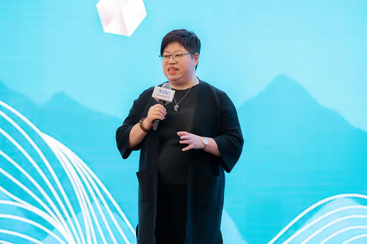 新任理事長陳麗鎂表示，期盼攜手協會夥伴持續引領產業邁進。（圖/直銷協會提供）