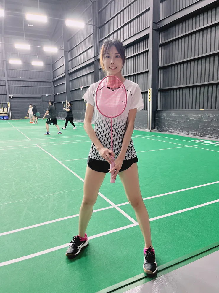 為了打好羽球，至昕還特別去上了一週一次的教練課