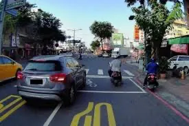 大型重型機車同樣禁止停入機車停等區