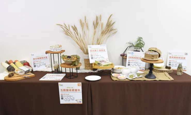 國健署嚴選全台上萬間店家響應，營造健康飲食生活圈。（圖／國民健康署提供）