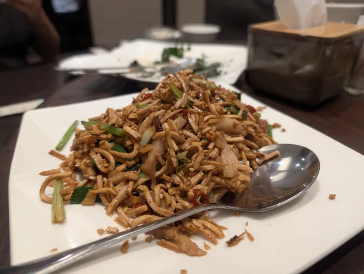 紅椒豆干肉絲細嫩入味又鹹香好吃