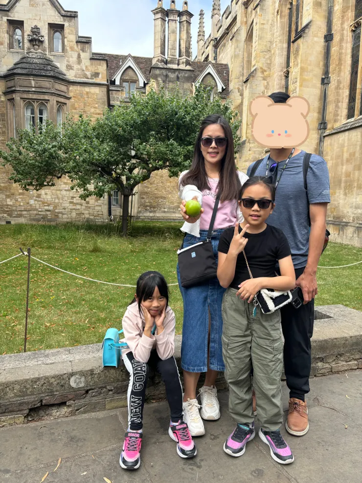 三一學院旁的蘋果樹