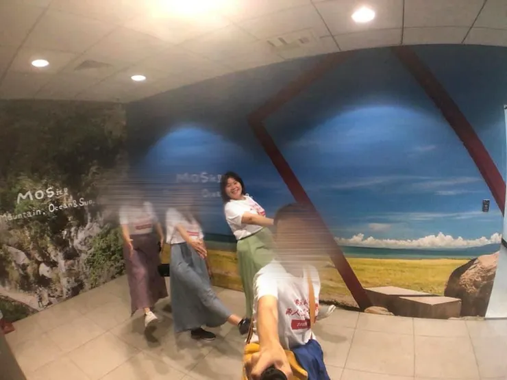 連dress code都準備好了，但就是無緣藍眼淚