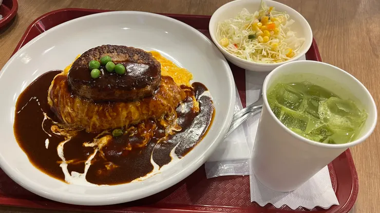 推薦大家到紅磚倉庫，可以品嚐看看。