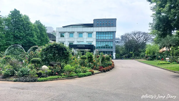 ▲桃園楊梅「雅聞魅力博覽館」-宮廷玫瑰花園/圖片來源:Betty's Jump Diary