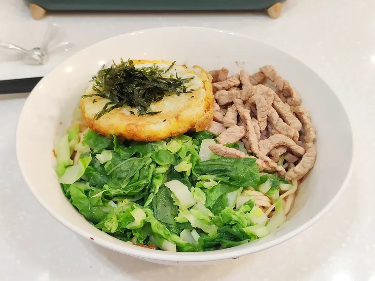 菁賀麵 肉燥蒜香麵