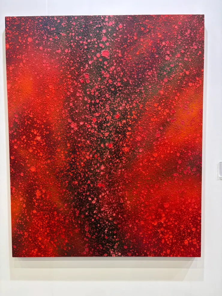 有些任務從未被說出，只留下燒過的形狀｜作品名：火継 II  ｜藝術家：Sakuho Ito｜攝於2025當代藝術博覽會