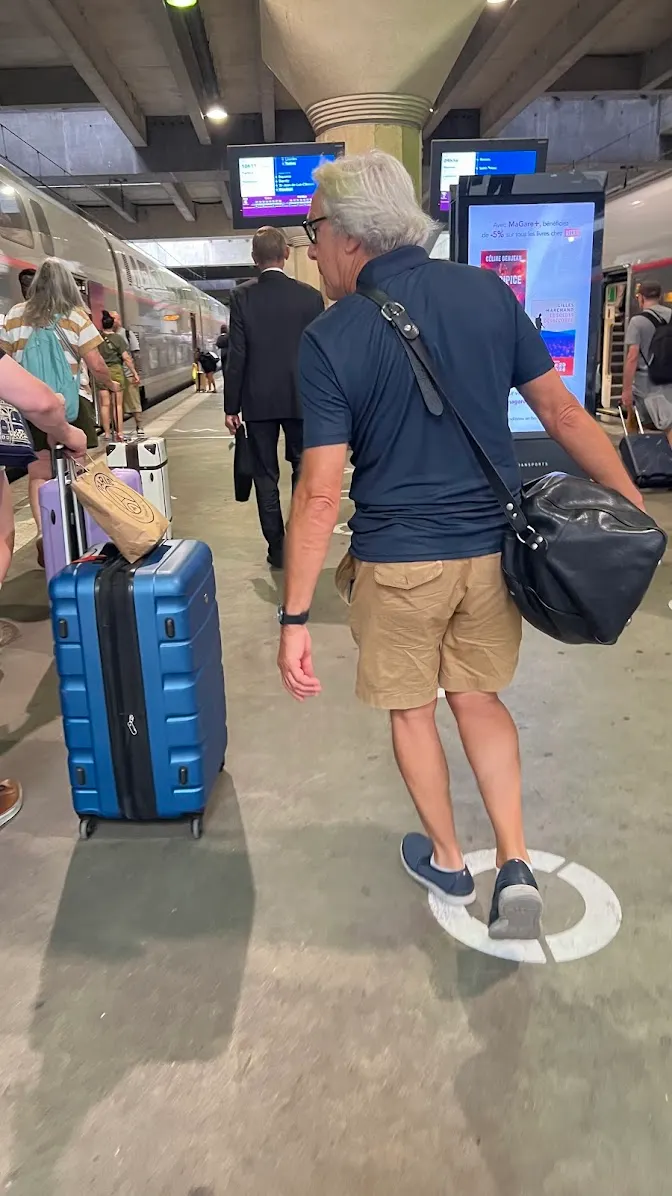 好心的法國大哥