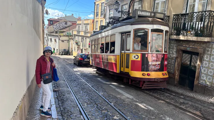 里斯本民宿一開門就是光觀景點～E28電車