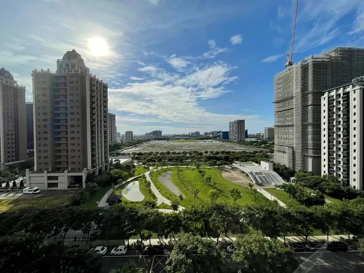 近三年全台預售總銷金額高達 5.4 兆元,大量新成屋即將進入交屋流程,房貸需求也將暴增。