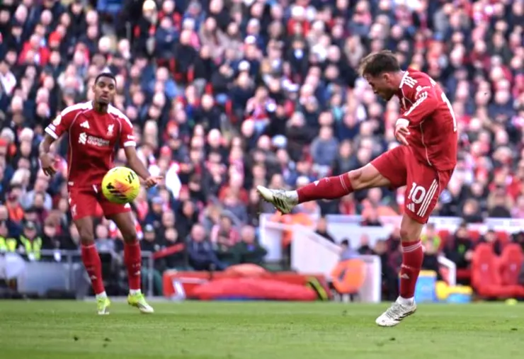 麥亞里士打凌空抽射掛網助利物浦領先3:0