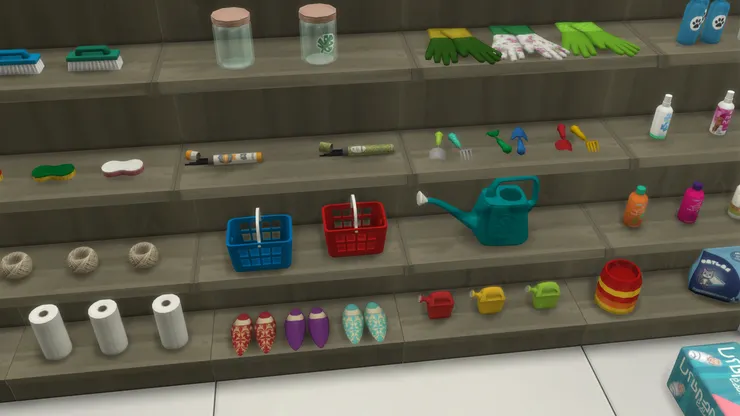 拖鞋在最下層。我印象中小時候有些超市真的有售,但款式當然很少。