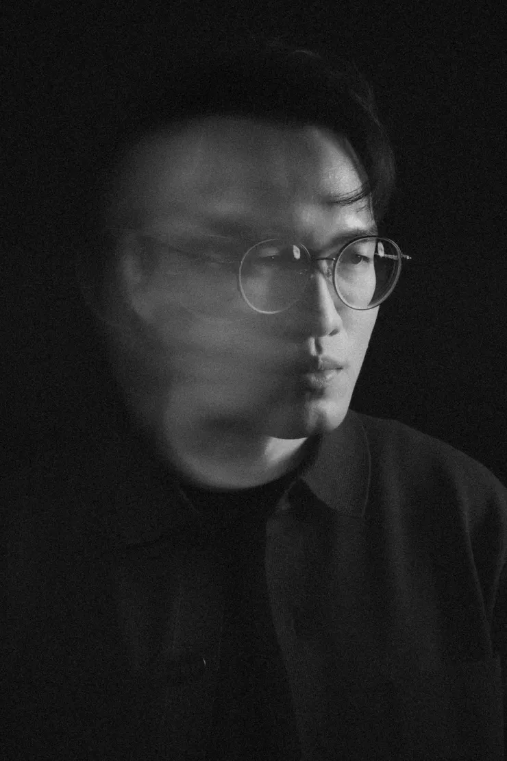 李軍說：「音樂不外乎就是用自己的美感去侵略聽眾的美感，當我們產生共鳴，這首歌的存在便多了一些份量。」 （圖／風潮音樂　提供）