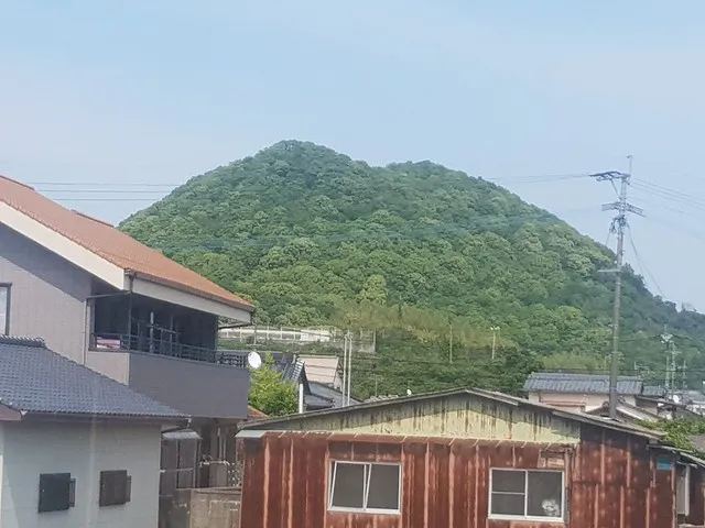 從JR列車上拍到的「筑豐富士」