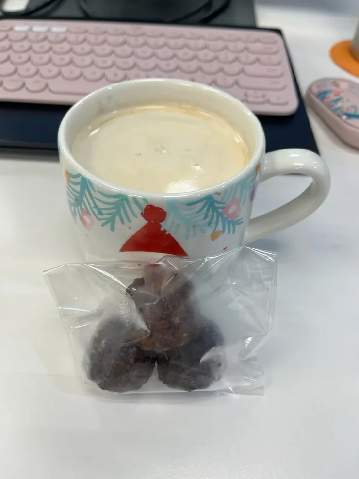 可麗露*3+自製拿鐵。