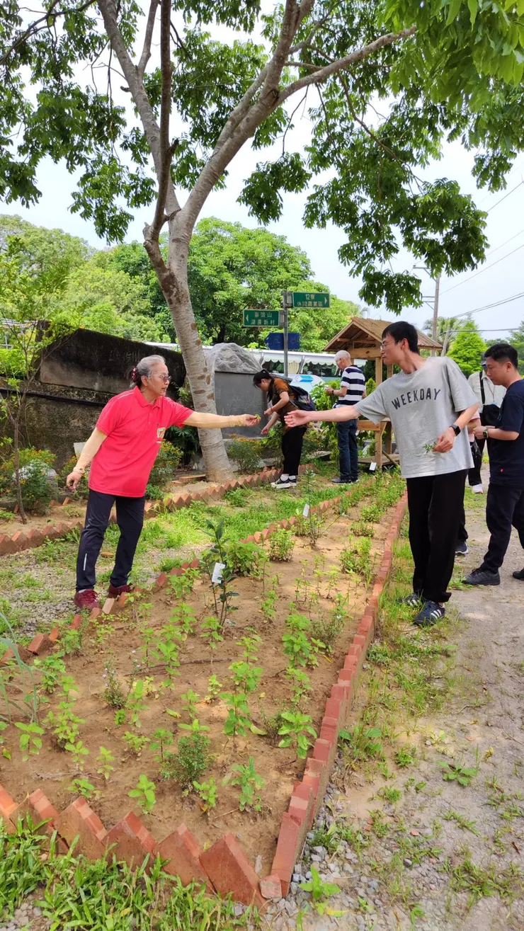 十二寮慢漫療癒香草園區