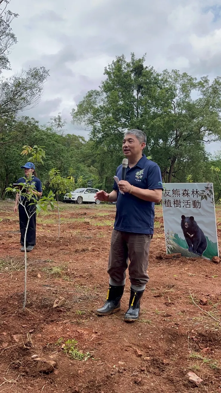 林業及自然保育署花蓮分署 分署長黃群策先生，帶領我們完成這麼有意義的活動！