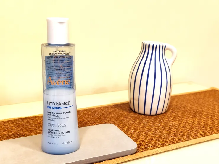 雅漾24h玻尿酸保濕精華露