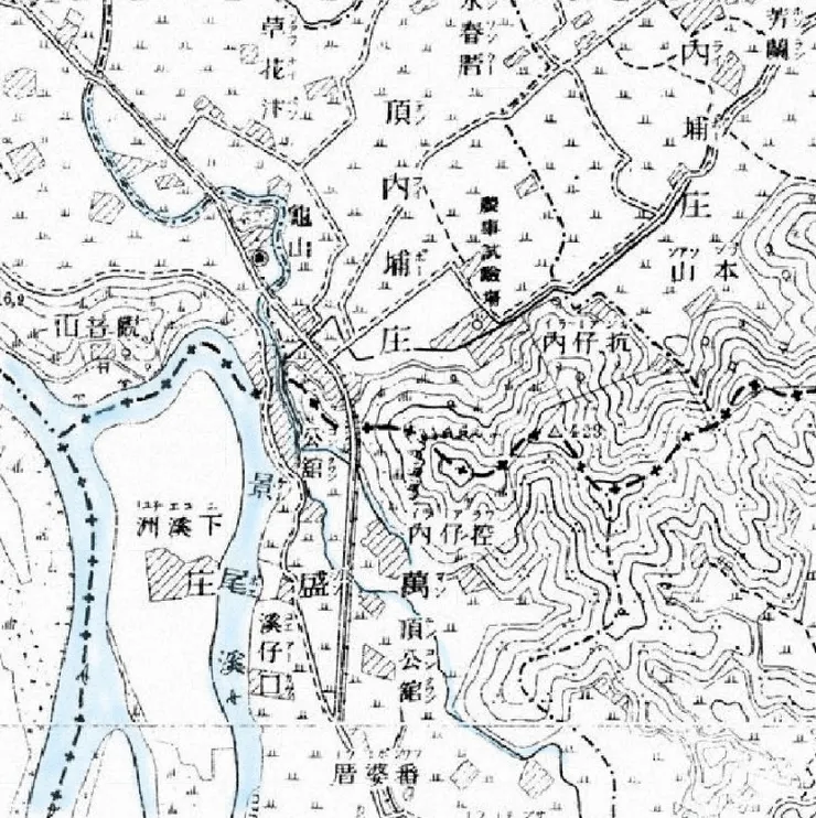 1907年《台灣堡圖》，文山區一帶為「頂公館」，師大分部至圓環一帶為「公館」或稱公館街，是進出文山的隘口。
