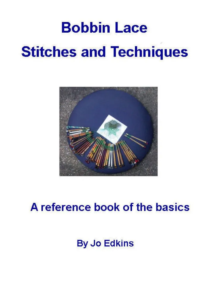 蕾絲教學者 Jo Edkins 的作品《Bobbin Lace Stitches and Techniques》。來源:Amazon