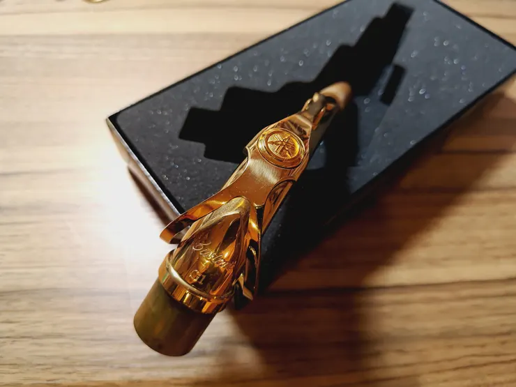 Yamaha AG1 中音薩克斯風金漆脖子，早期 YAS-82Z 標配