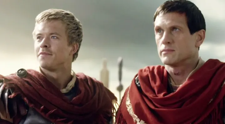 克拉蘇與凱薩，成為自由面前最強大的敵人。