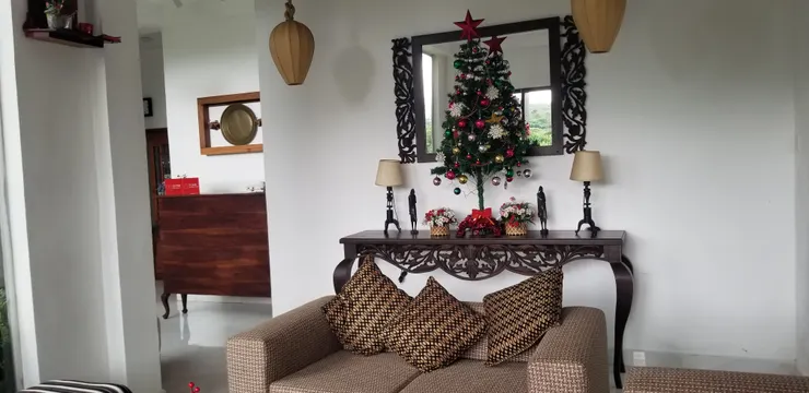 大堂因應聖誕節，故此添上不同的聖誕裝飾，很有氣氛