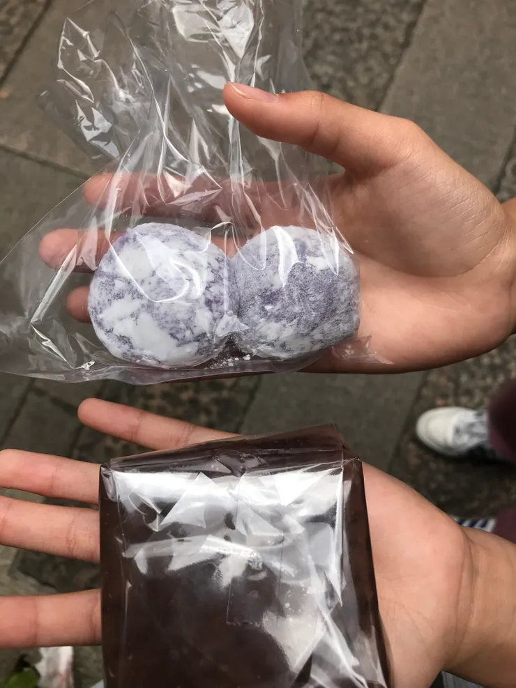 蓮藕粿好吃、麻糬太甜了