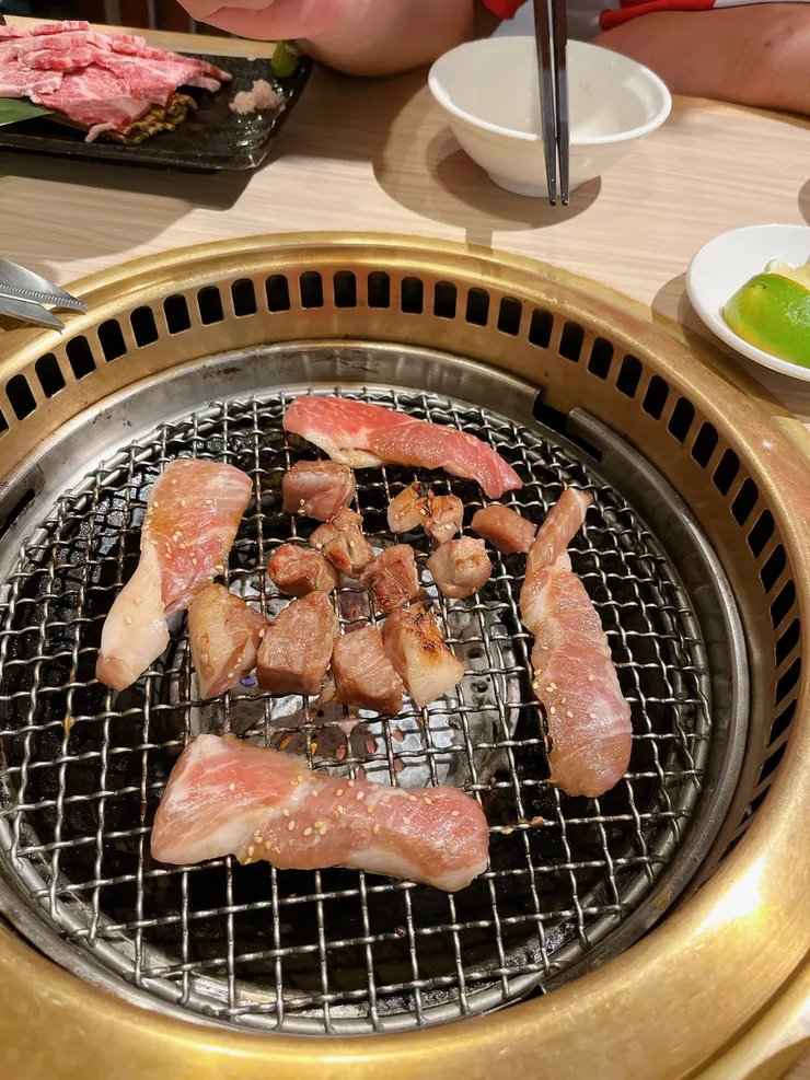 「烤肉啦」