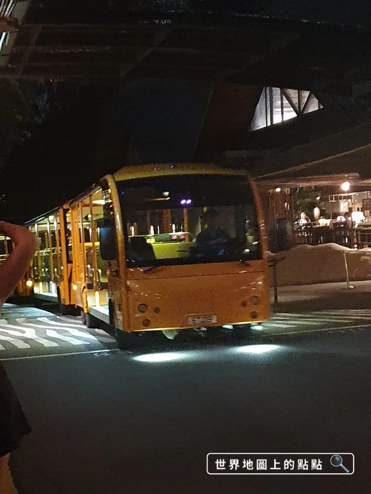 夜間動物園遊園車