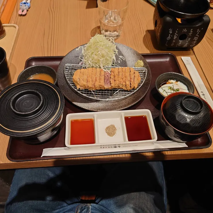 沙朗炸牛排套餐