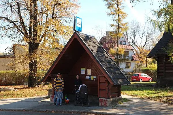 媽媽說完這個謊就知道等下完了，家裡有個車車控不該這樣亂騙吼