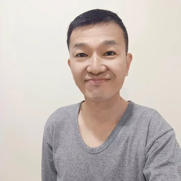 剪頭髮後的自拍