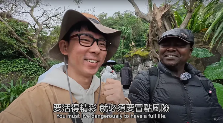 阿滴影片截圖（來源：阿滴英文 Youtube 頻道）