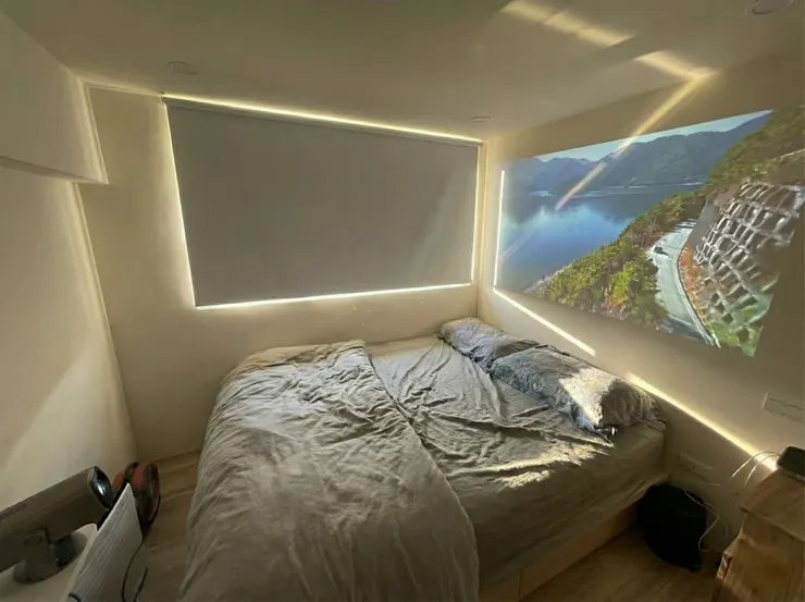 白天（關燈拉窗簾）