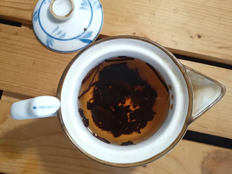 大石茶翫-雲南普洱茶