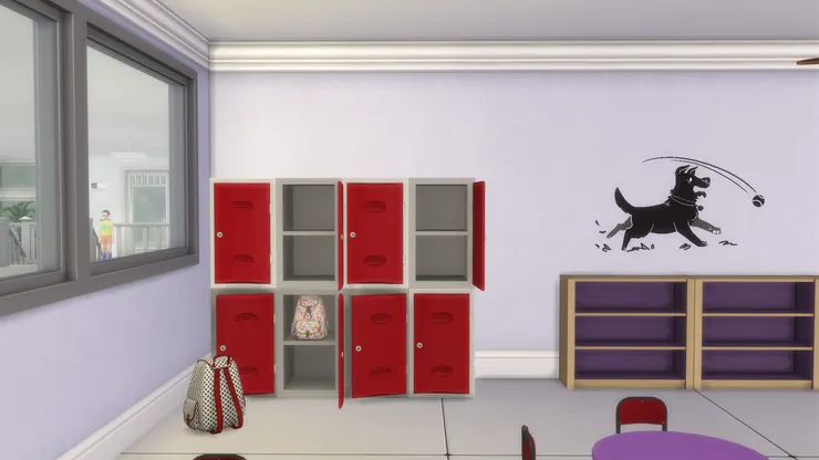 每兩位學生共用一個儲物櫃，用來放書包或者暫時不用的書本。