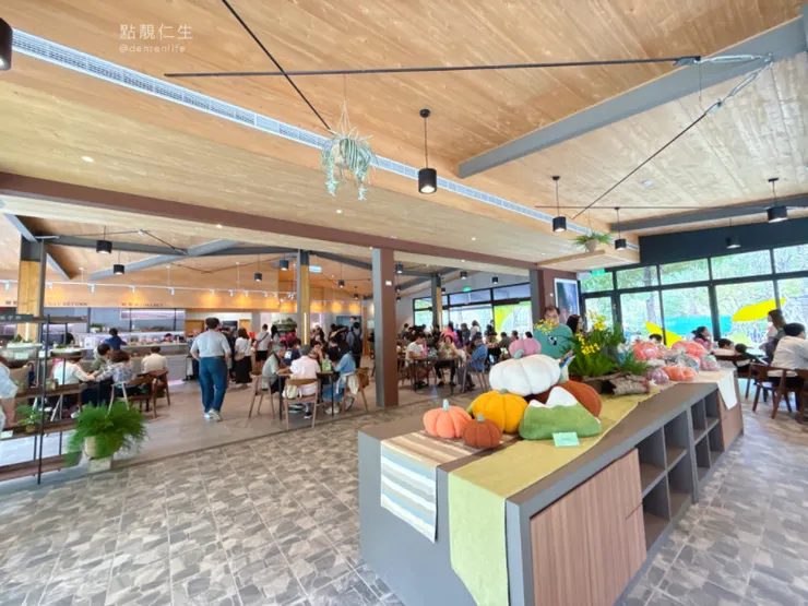 內部座位｜春秋山林 販賣區