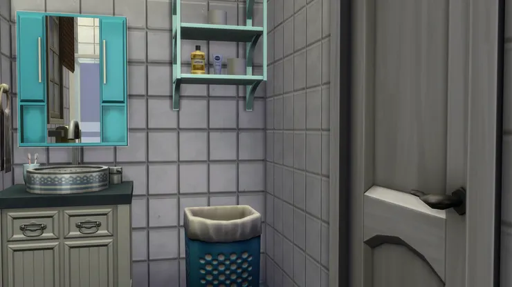 污衣籃也是藍色的。