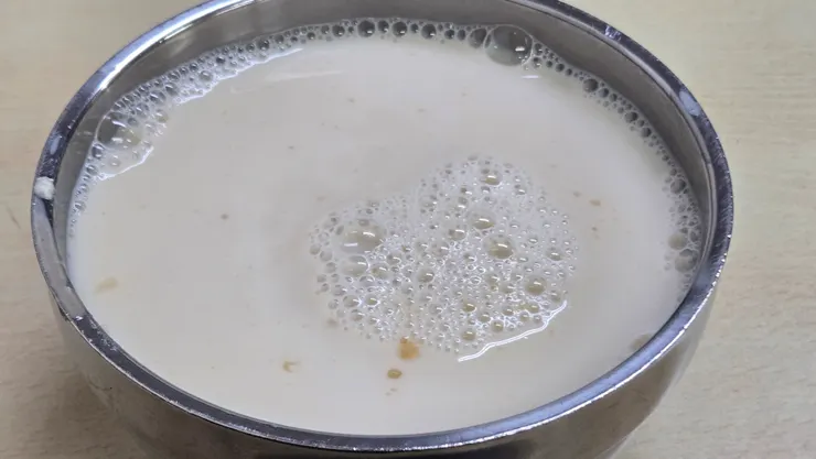 冒著熱煙的滾燙豆米漿…是我的人間美味…