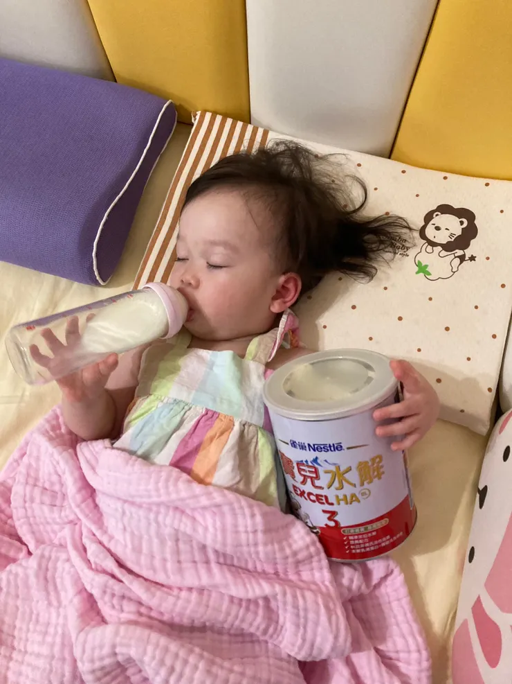 (喝完奶的時候最好睡🥰)
