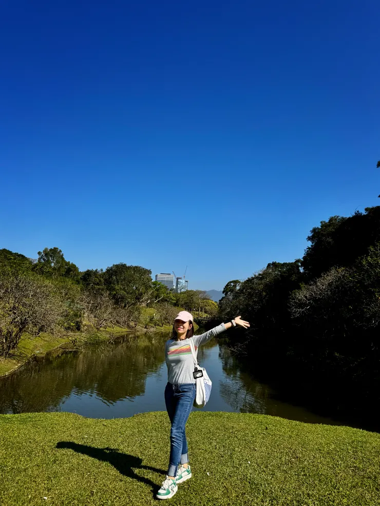 背後是「後山埤」本人